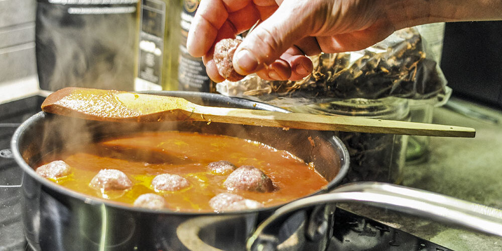 Jaguarkocken_Vildtkodboller_1_240201-1000×500