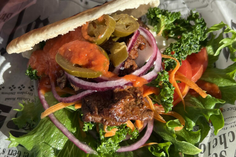 Jaguarkocken-viltkebab-april-2023_2358_webb-scaled-2560×1280